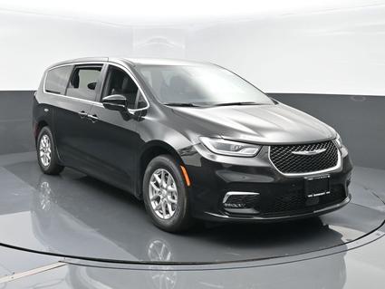 2026 Chrysler Pacifica Goshen NY