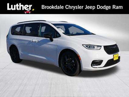 2026 Chrysler Pacifica Minneapolis MN