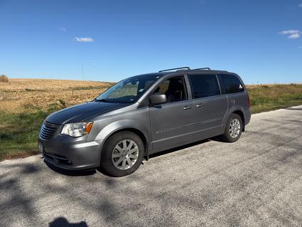 2014 Chrysler Town & Country Mendota IL
