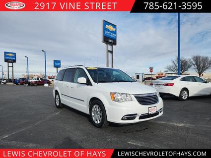 2016 Chrysler Town & Country Hays KS