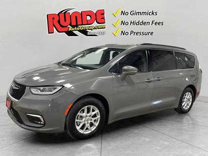 2022 Chrysler Pacifica Hazel Green WI