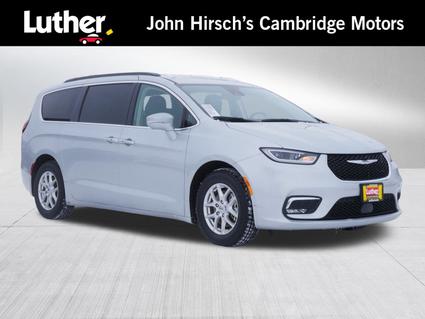 2022 Chrysler Pacifica Cambridge MN