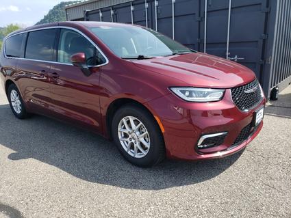 2023 Chrysler Pacifica Winona MN