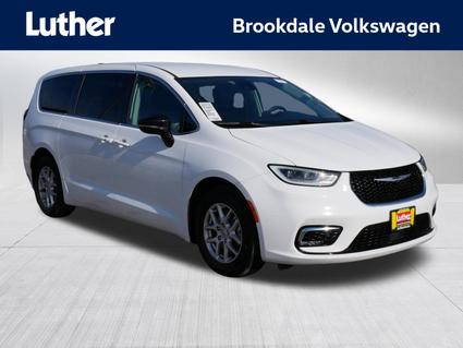 2024 Chrysler Pacifica Minneapolis MN
