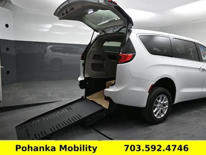 2024 Chrysler Pacifica Chantilly VA