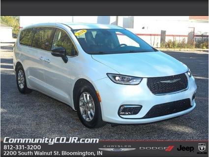 2024 Chrysler Pacifica Bloomington IN
