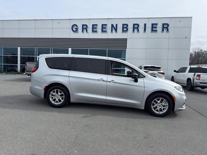 2024 Chrysler Pacifica Lewisburg WV