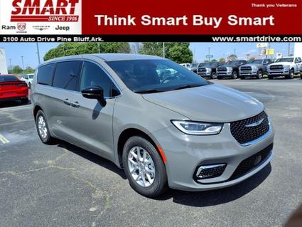 2025 Chrysler Pacifica Pine Bluff AR