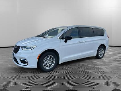 2026 Chrysler Pacifica Antigo WI