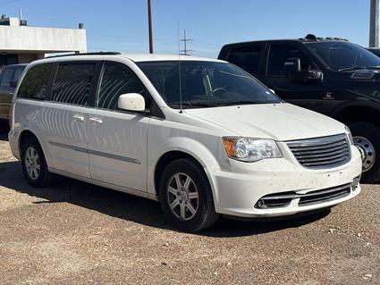 2012 Chrysler Town & Country Commerce TX