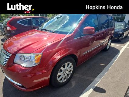 2013 Chrysler Town &amp; Country Hopkins MN