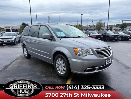 2014 Chrysler Town &amp; Country Milwaukee WI