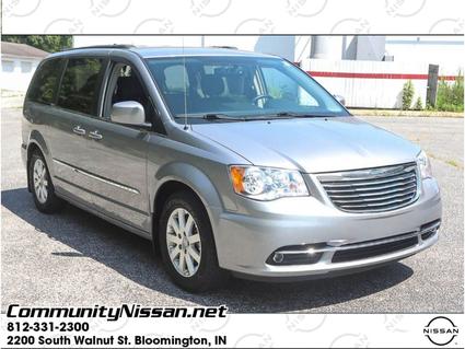 2015 Chrysler Town & Country Bloomington IN