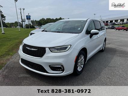 2023 Chrysler Pacifica Newton NC