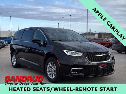 2024 Chrysler Pacifica Green Bay WI