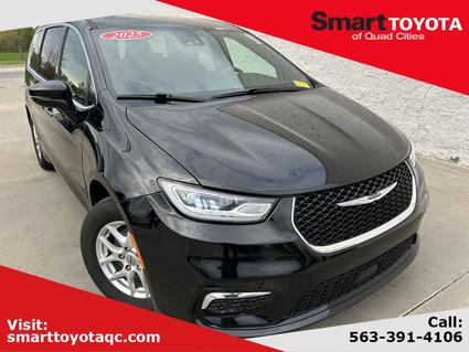 2025 Chrysler Pacifica Davenport IA