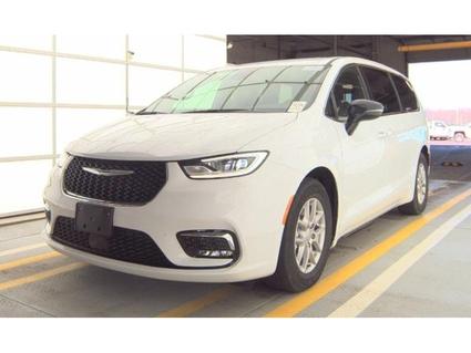 2025 Chrysler Pacifica Hazel Green WI