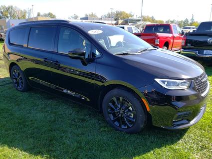 2025 Chrysler Pacifica Winona MN