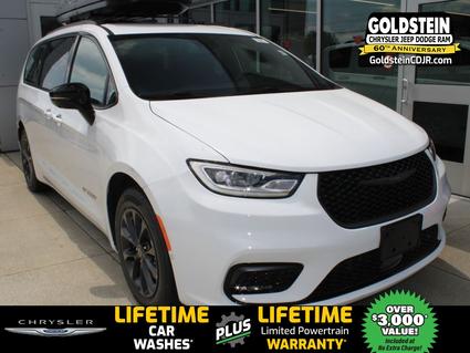 2025 Chrysler Pacifica Latham NY