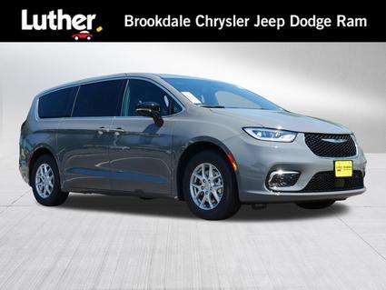 2025 Chrysler Pacifica Minneapolis MN