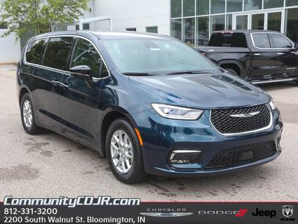 2025 Chrysler Pacifica Bloomington IN