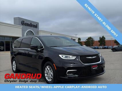 2026 Chrysler Pacifica Green Bay WI