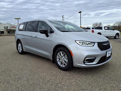 2026 Chrysler Pacifica Baraboo WI