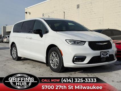 2026 Chrysler Pacifica Milwaukee WI