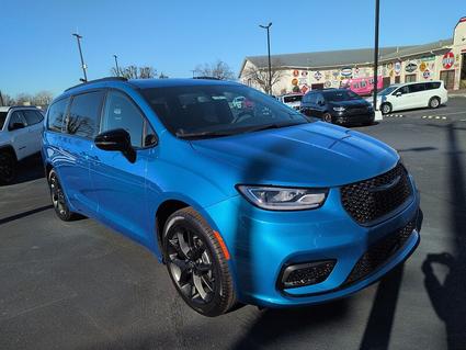 2026 Chrysler Pacifica Henderson KY