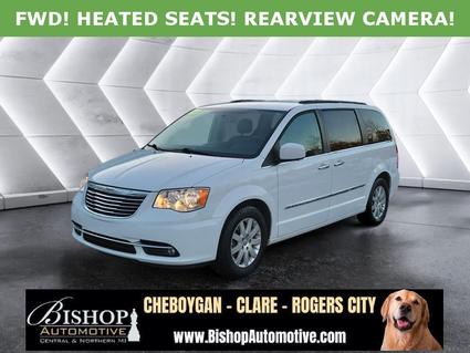 2016 Chrysler Town & Country Clare MI