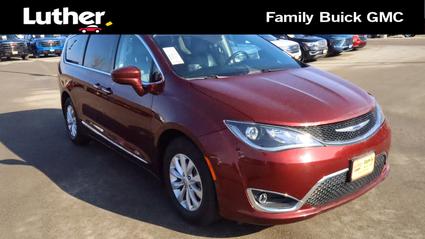 2017 Chrysler Pacifica Fargo ND