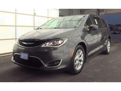 2017 Chrysler Pacifica Hazel Green WI