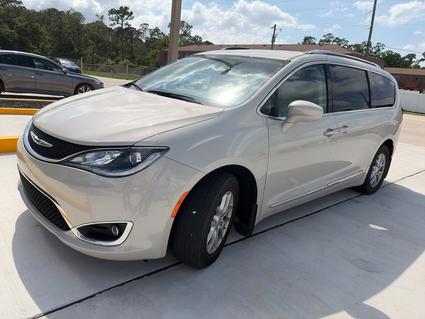 2020 Chrysler Pacifica Sebring FL