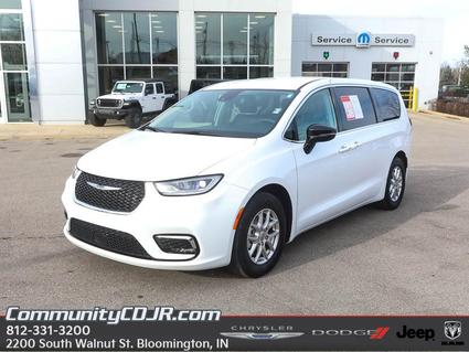 2024 Chrysler Pacifica Bloomington IN