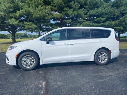 2025 Chrysler Pacifica Taylorville IL