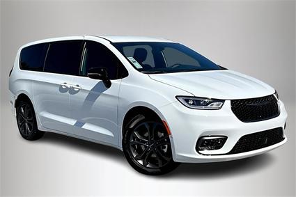 2026 Chrysler Pacifica Union City GA
