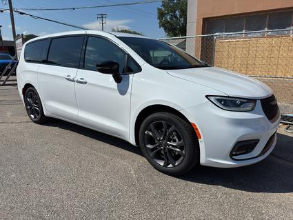 2026 Chrysler Pacifica Winona MN