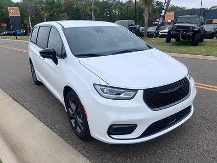 2026 Chrysler Pacifica Enterprise AL