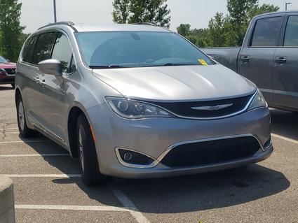 2017 Chrysler Pacifica Clinton Township MI