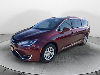 2020 Chrysler Pacifica Pierre SD