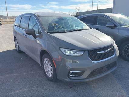 2023 Chrysler Pacifica Sand Springs OK