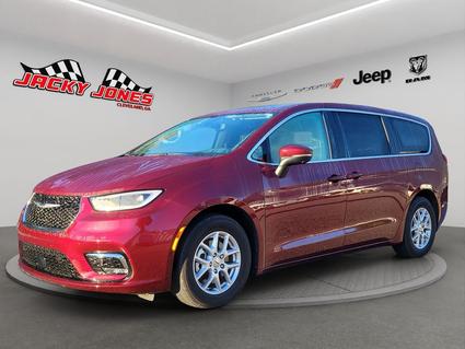 2023 Chrysler Pacifica Cleveland GA