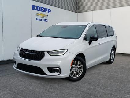 2024 Chrysler Pacifica La Vernia TX