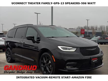 2024 Chrysler Pacifica Green Bay WI