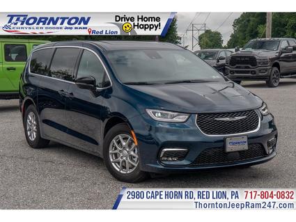 2025 Chrysler Pacifica Red Lion PA