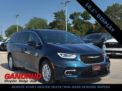 2025 Chrysler Pacifica Green Bay WI