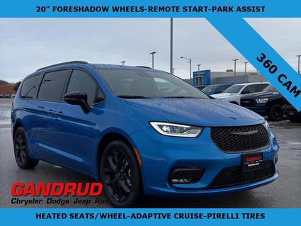 2026 Chrysler Pacifica Green Bay WI