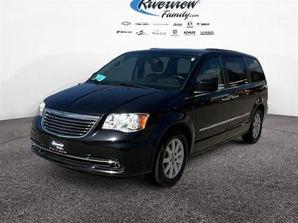 2015 Chrysler Town & Country Chamberlain SD