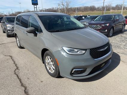 2023 Chrysler Pacifica Sand Springs OK