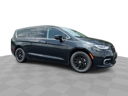 2023 Chrysler Pacifica Florissant MO